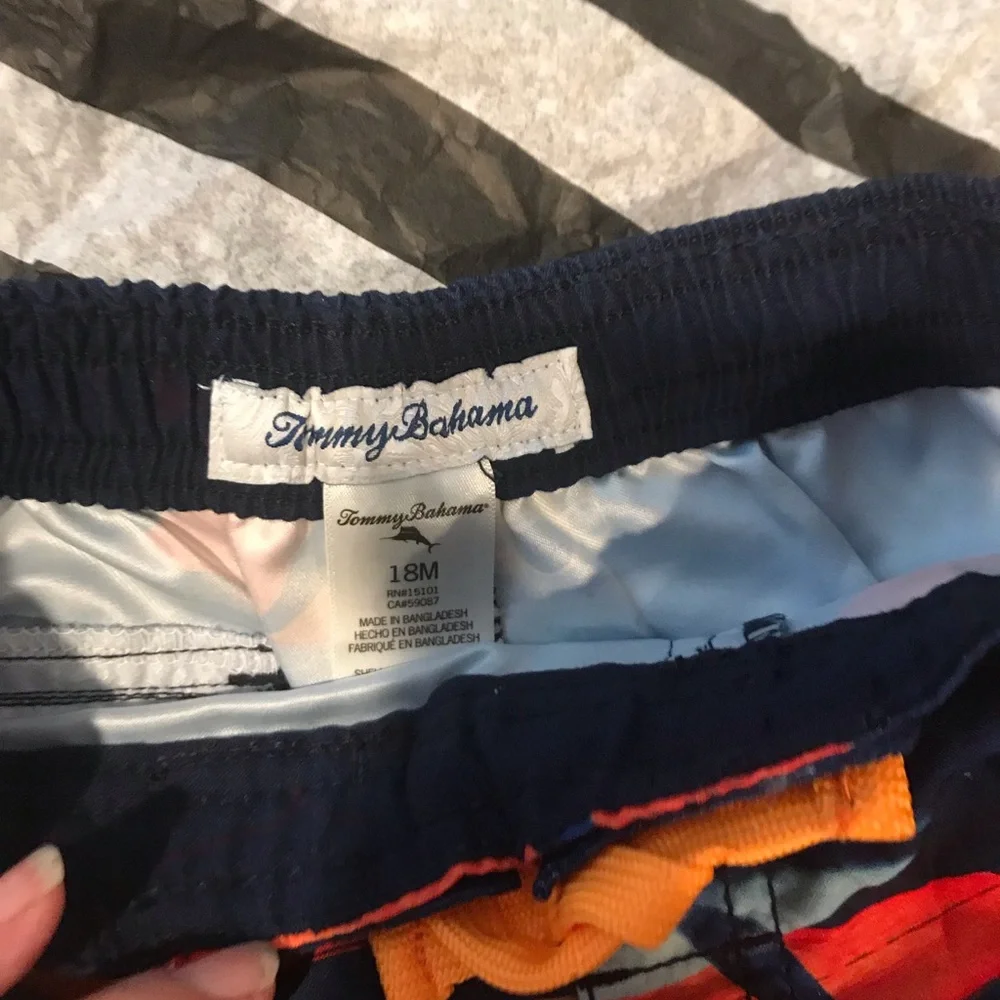 Tommy Bahama set